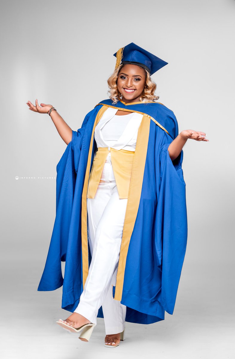 Angel_Tulsa's tweet image. God did that! my twin and I graduate today , May I present to you , A Bachelor in Development studies and A bachelor in special needs from the catholic University of Malawi , thank you God😭❤️🙏🏾