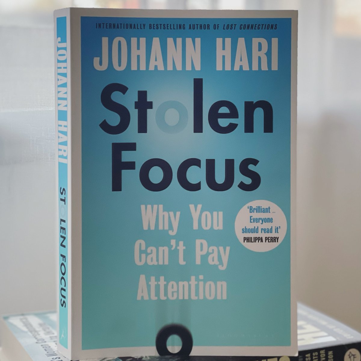 nomad_penguin's tweet photo. Powerful. Some chapters resonate with familiarity, others bring on despair. Regaining our focus requires individual *and* institutional change. A big task, but one we as a society desperately need. #read2022 https://t.co/YW6NkUUq9o