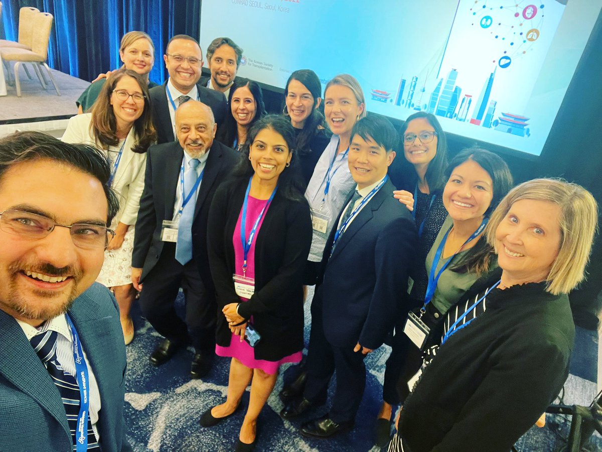 liver4kids's tweet photo. @ChildrensLA team past and present - hanging together at #SPLIT2022!! https://t.co/a9oLbwCfRs