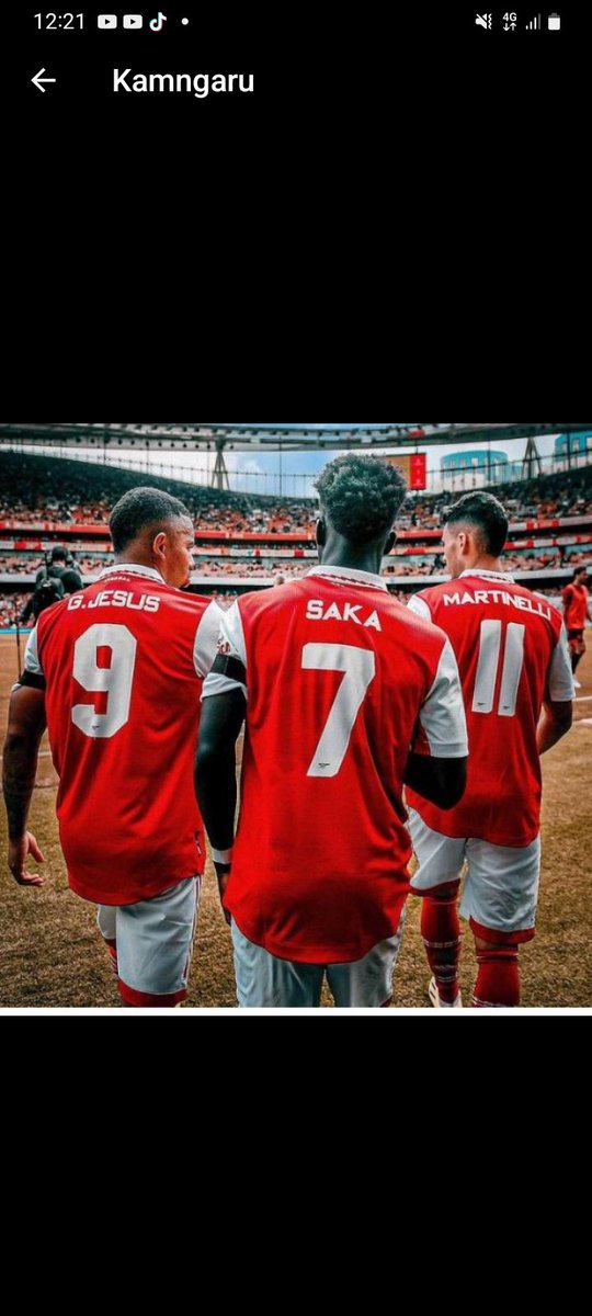 LazorDayo's tweet photo. With all due respect the club is trying very hard to make the fans happy...all arsenal fans flow with your likes#arsenal https://t.co/wkt0kIwPP0