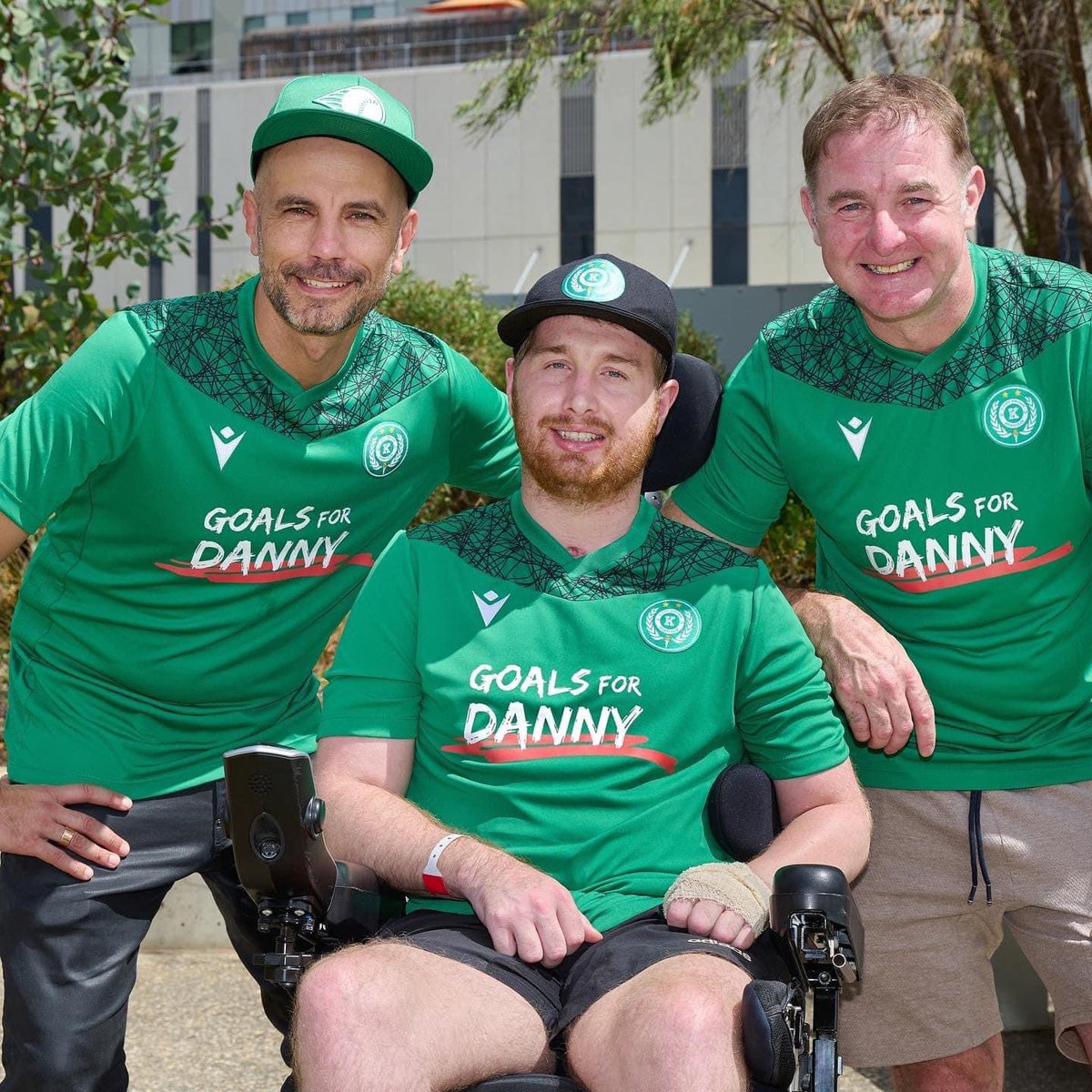 OlympicKingsway's tweet photo. GOLD COIN DONATION 💚💚

@Danny HODGSON will flip the coin for Sunday’s @PerthGloryFC vs WA State team game at Olympic Kingsway. 

Please also support Danny with a gold coin donation for entry 🙏🏻💚

⚽️ Kick off is 3pm
🍺 Full bar and canteen 🍔 will be open https://t.co/KUTOAKTary