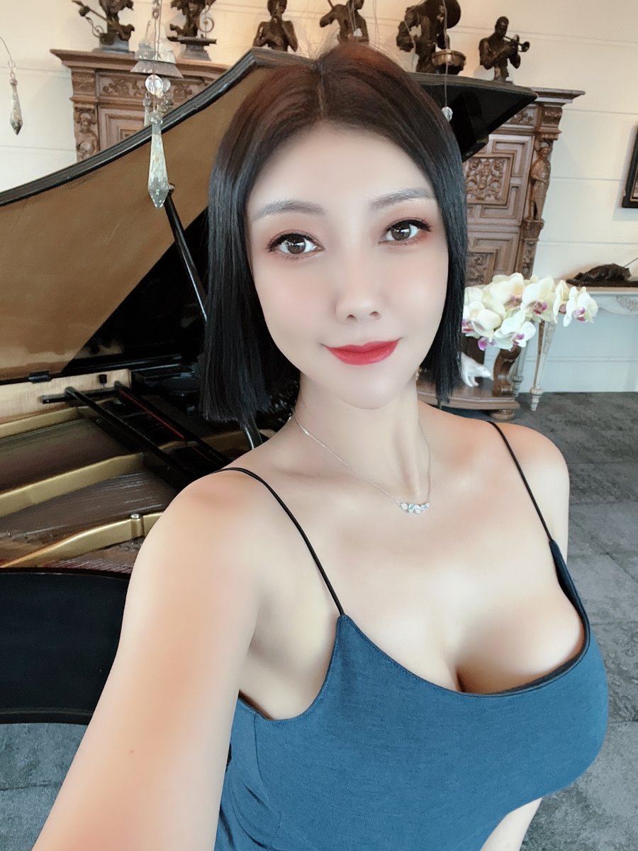 晚上直播间等你哟！https://t.co/XAd6AomvQ9 https://t.co/56xBf9hniA