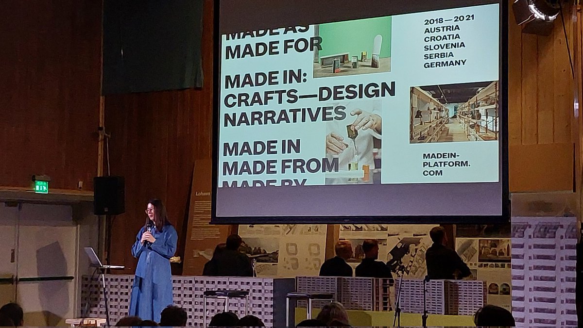 toshhhk's tweet image. オスロトリエンナーレはかなり意識的にアーバニズムあるいは建築／都市をつくるシステム側の話に明らかに重心がある模様。ただ、ひとたびアーバニズム、システムに焦点が当たると、実環境におけるインターフェースであるエレメントや空間のデザインに議論がいきづらいのはむずかしいところと感じる