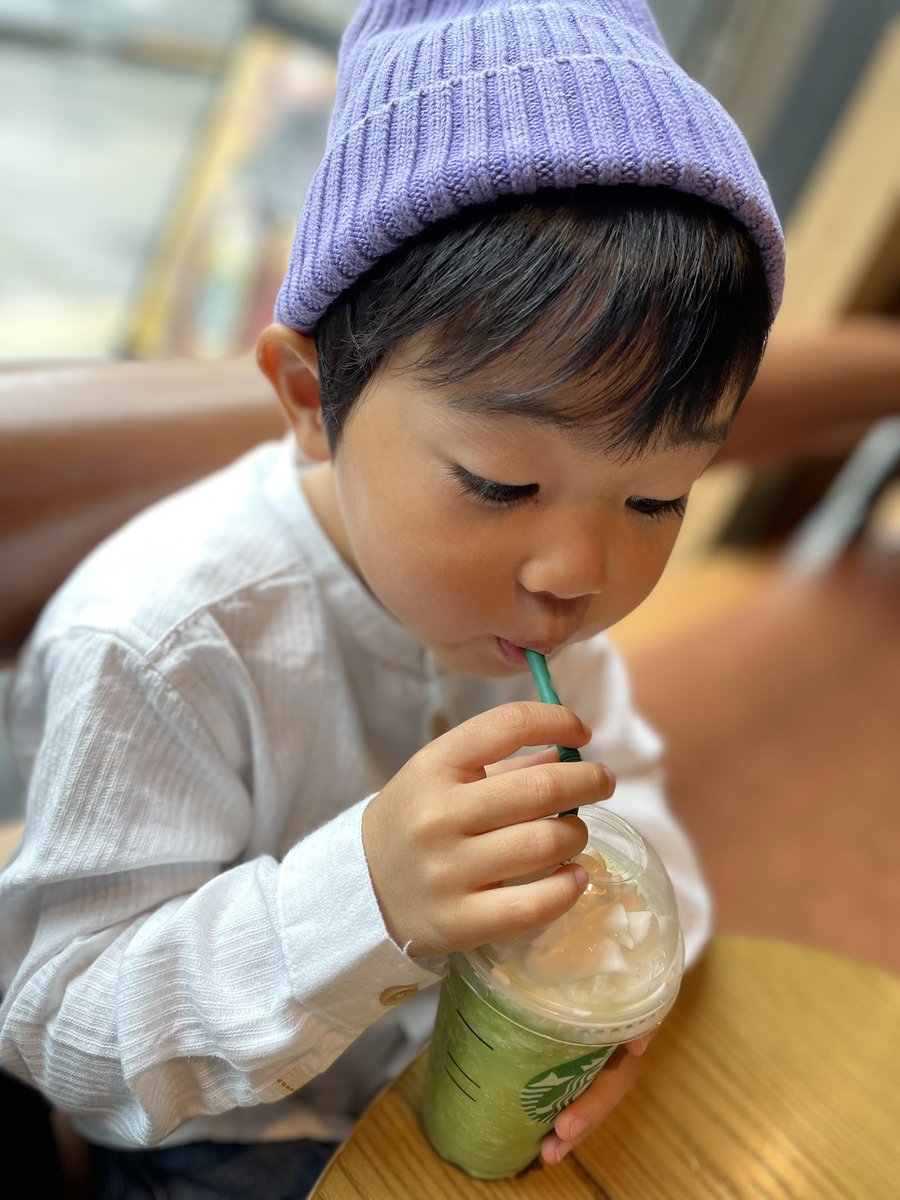 デート中❤️
3人は連れて歩くとイライラだけどデートは最高❣️