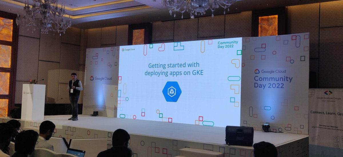 JBNavadiya's tweet image. We have GDE @DRVaya ready to rock on #GKE and cloud deployments @GDGCloudAhm #GDGCloudAhm