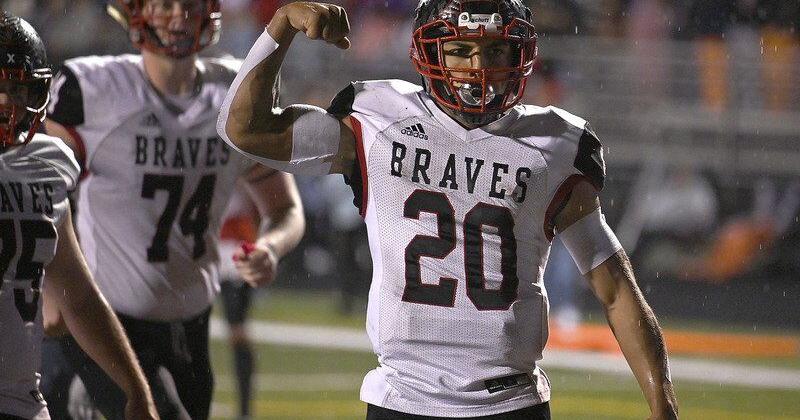tribstarsports's tweet photo. PREP FOOTBALL: South stops Northview at the death in a 48-37 thriller https://t.co/57H3BhulXu https://t.co/eyl70Q3PhX