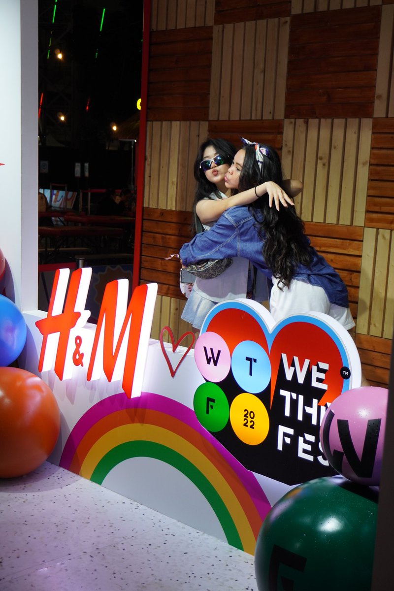 hmindonesia_'s tweet photo. Day 2 of @WeTheFest music festival is approaching! Don't forget to visit #WETHEFESTxHM booth and take pictures of your #HMFestivalLook in our LOL photobooth or Instax Photobooth FOR FREE 😘 https://t.co/gDOVSYfNeV