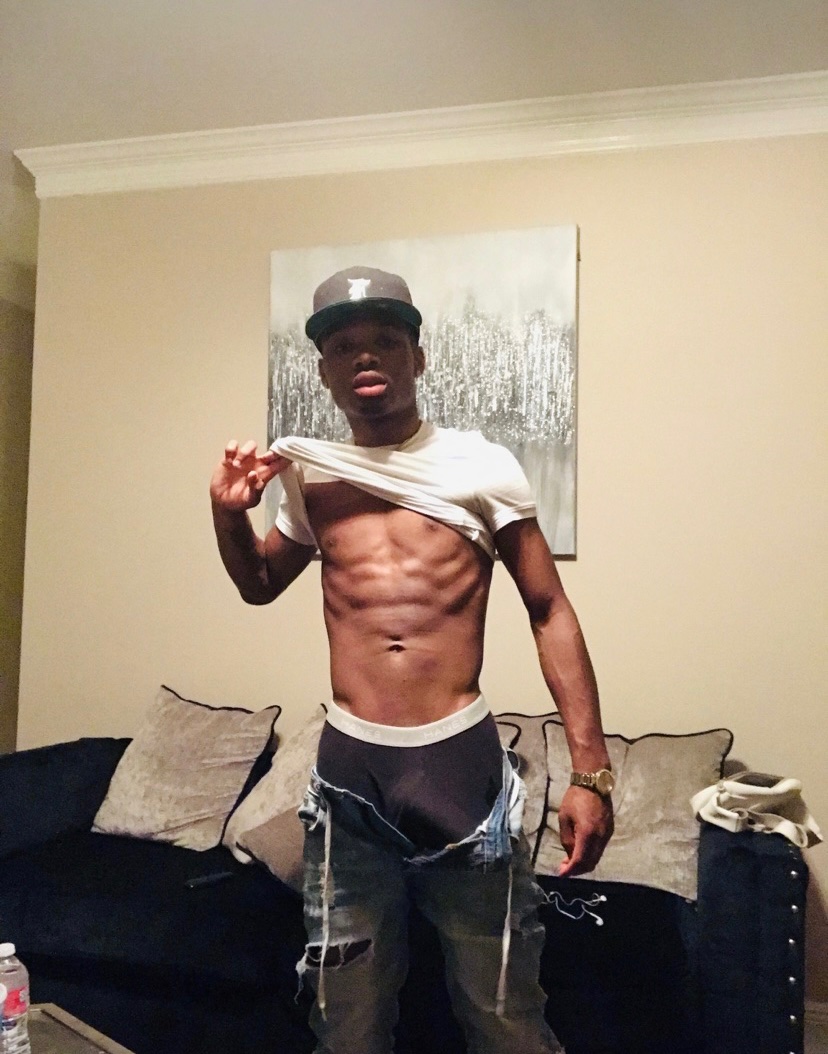 dingorico1's tweet photo. -Come whip it out fa me🤪… https://t.co/byDRcJB1K8