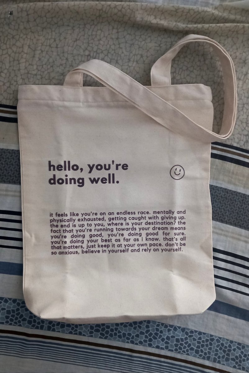 leeknowringcart's tweet photo. •° •. #linoringbuys 📩 •°

hello po @linozbasket!!
late feedback but my doing well tote bag arrived the other day hihi 🫶 super spacious niya kasya lappy ko, perfect for f2f 🥰 +++ superb qualityyy!!! 'til next time po ♡

•°🔎 ##fromlinoz https://t.co/JrCVwzwgzO