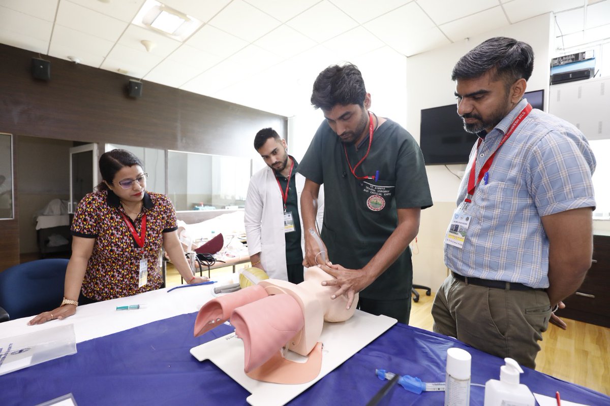 aiimsrishi's tweet image. @aiimsrishi is doing ACS&apos;s Accredited Advance Life Support (ATLS) Course on regular basis. Today, we have successfully completed 22nd ATLS COURSE in our institute.
@OfficeOf_MM
@MoHFW_INDIA @meenusingh4