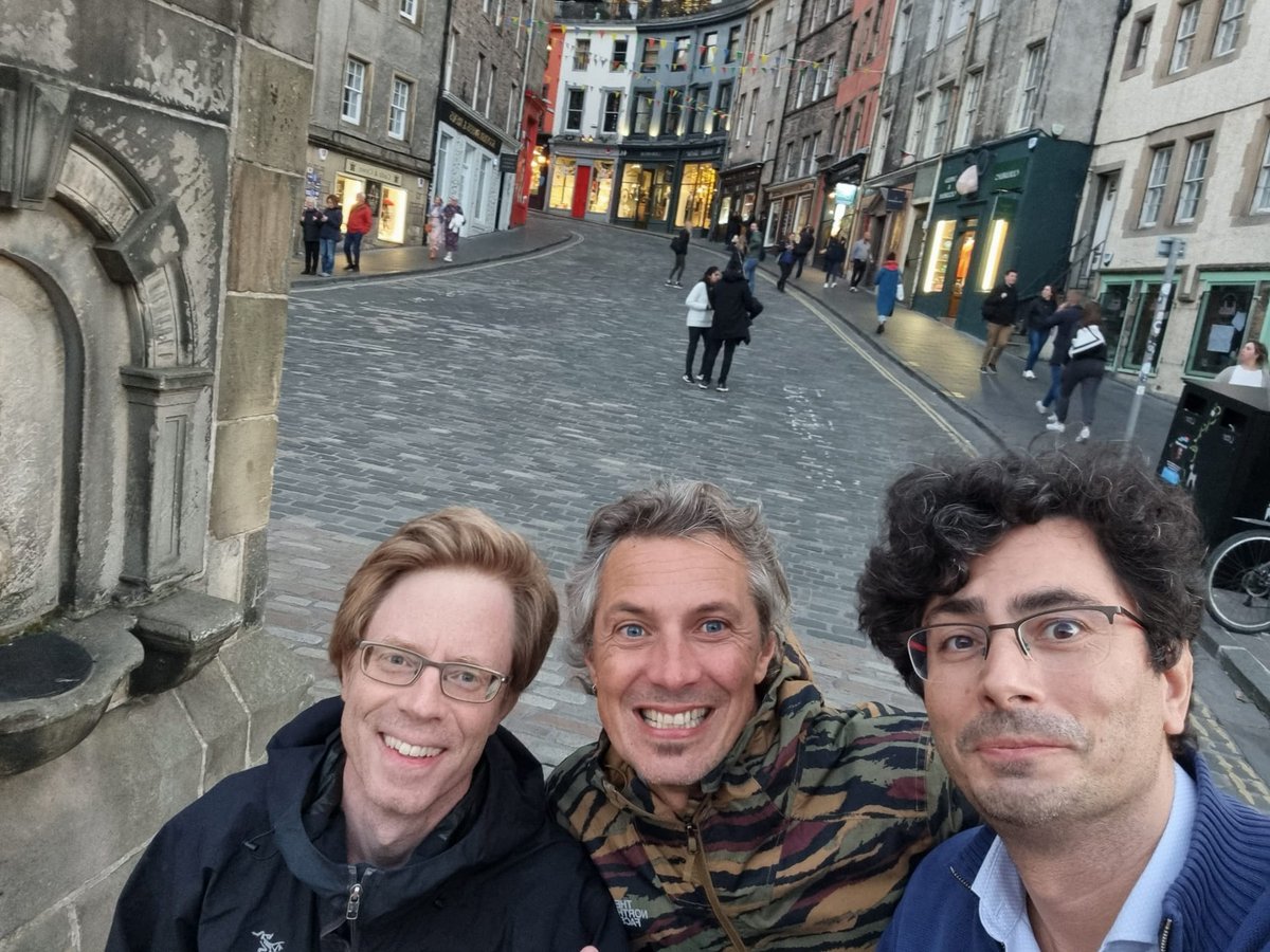 vaccart's tweet photo. Such an amazing group of scientists and colleagues! Here's a few more shots 😊 https://t.co/q13ZWiUUDi