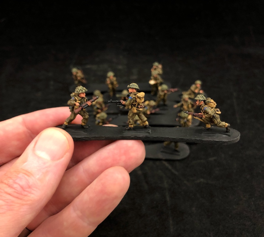 analoguehobbies's tweet photo. Flying out in a few days for a vacation in France. Going to take a detour to Arnhem next weekend to hang out with my good pal @Moiterei1984 at the Lardy event there. We have a long tradition of exchanging figures, so I've done up these WWII Canadians for Nick's collection. https://t.co/MjANdRH72R