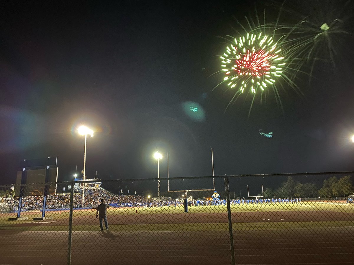 AtwaterFalcons's tweet photo. What a beautiful Homecoming! Congratulations to all of our royalty!! #FalconPlus #WeAreAtwater🔵⚪️ https://t.co/TxURUZsejx