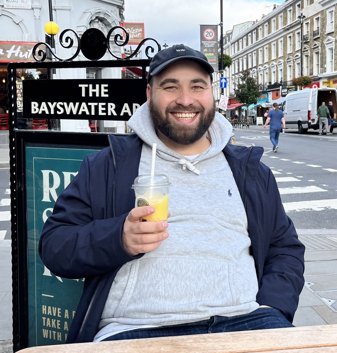 NFL-studio på VG+ Sport fra kl. 18:45 søndag, vi går på før og i alle pauser i <a href="/Chiefs/">Kansas City Chiefs</a> v <a href="/Colts/">Indianapolis Colts</a> 🏈

Og for et ekspertpanel!

<a href="/chwessel/">chwessel</a> er med denne uken også, og har med seg komiker og NFL-entusiast <a href="/vtrygg/">NewYork-Vegar</a> 👏🤩

📺: tv.vg.no/video/246447/i…