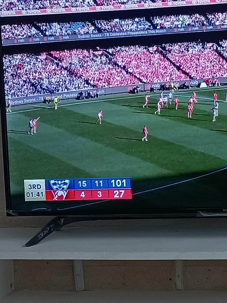 If we could just get the next goal...@sydneyswans #AFLGrandFinal