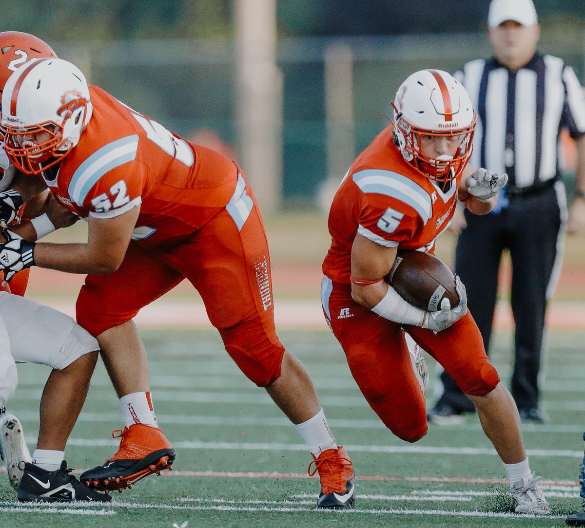 Game recap: <a href="/SHHSThunderbird/">Shawnee Heights HS</a> defense, Baughman's 279 rushing yards, 3 TDs power T-Birds to 27-0 shutout win over Basehor-Linwood. ...
topsports.news/2371-baughman-…