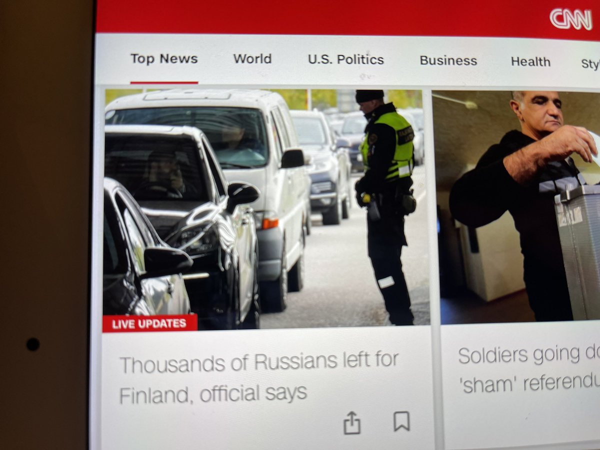CNN uutiset tänä aamuna TV:ssä: Thousands of Russian flee to former Soviet states like Georgia, Finland and Kazakshtan … Että näin …😞