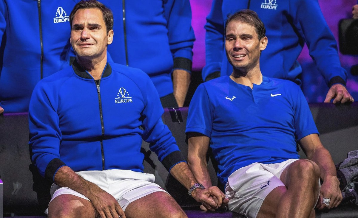 Gözyaşlarımızı bitti mi sandınız? 😢

Rafael Nadal: "Roger'la birlikte benim de bir parçam gidiyor çünkü yanımda ya da önümde olduğu tüm zamanlar hayatımın en önemli anları."