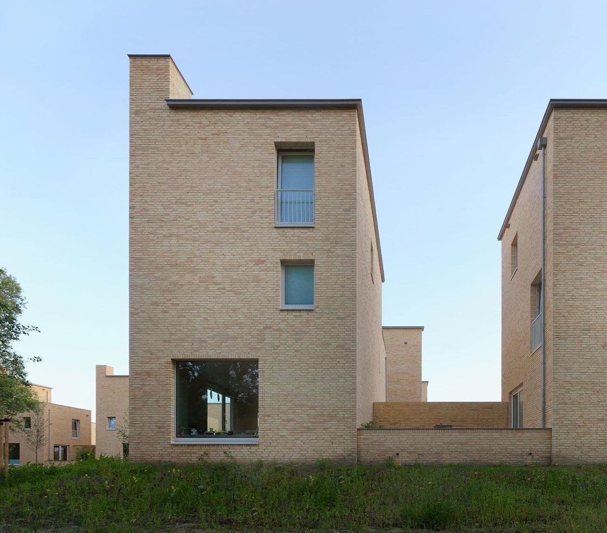 Engelsepark <a href="/gem_groningen/">Gemeente Groningen</a> wint #groningenarchitectuurprijs. Prachtig ontwerp van <a href="/bedauxdebrouwer/">Bedaux de Brouwer</a> en ontwikkeling van een winnende combinatie <a href="/VWVastgoed/">VW Vastgoed</a> en <a href="/BallastNedamDev/">Ballast Nedam Development</a>. Eerste project met #woonmerk 🌟 🌟 🌟 🌟 @DGBCnl