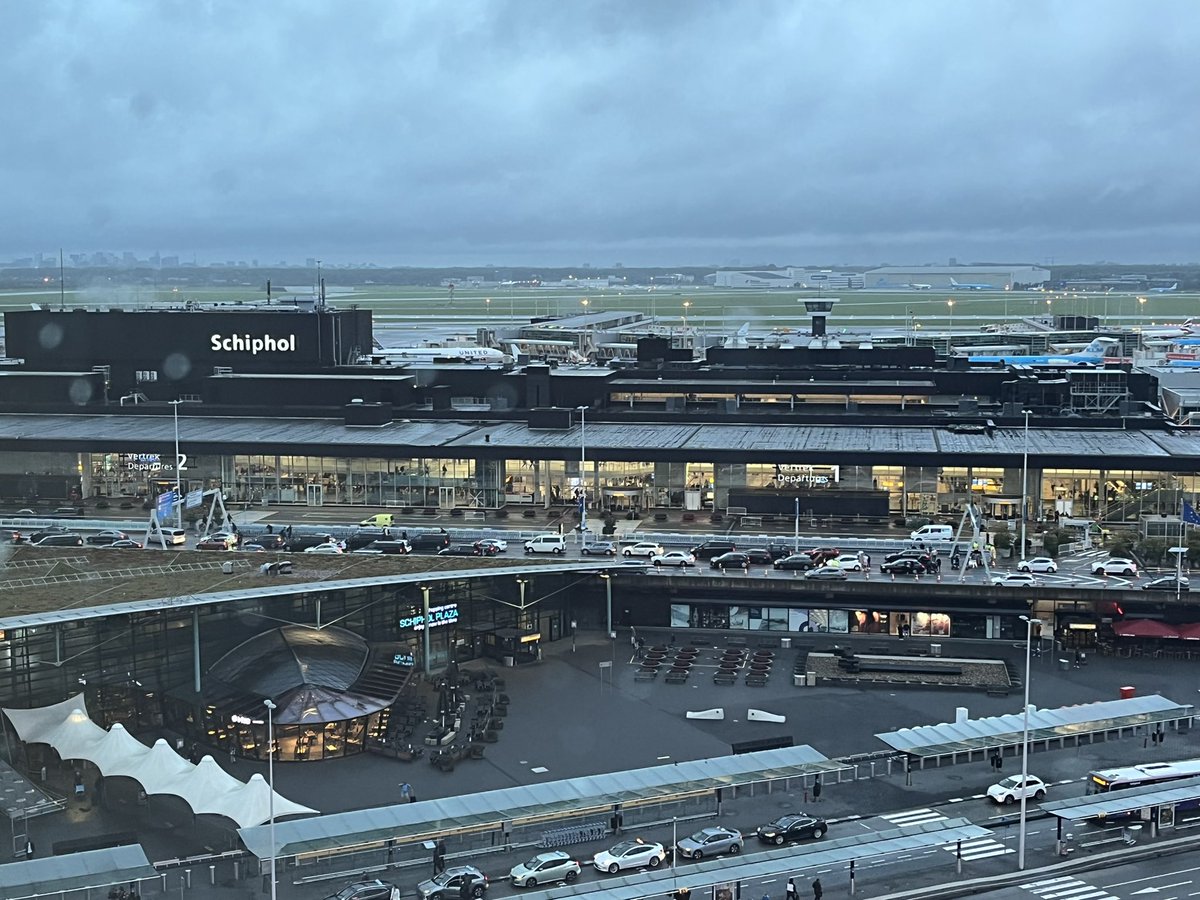 Whether your transiting or checking in at Schiphol Airport, labor shortages have recently caused massive delays. It’s really hit or miss as it took only an hour from checkin to gate. With that said, it was a Saturday morning. #schipholchaos