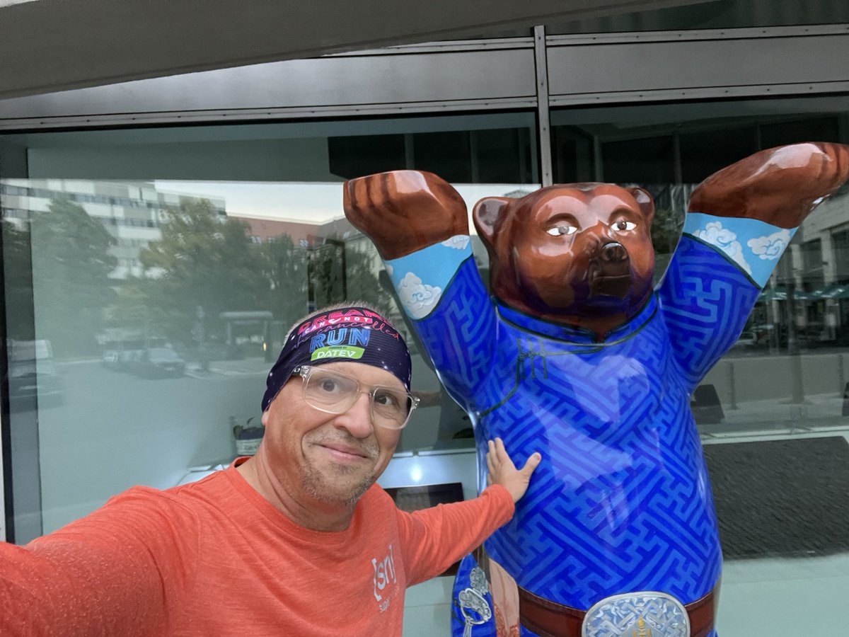 lorenz24master's tweet photo. Running Berlin 🏃‍♂️✅ Kleine Runde zum anschwitzen für morgen ✅ #bmwberlinmarathon2022 https://t.co/J6uNNjDt1a