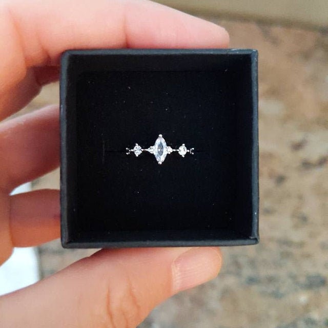 KherishJewelry's tweet photo. Ava Sterling Silver Rings For Women Rose Gold Filled Ring Engagement Ring Dainty Ring Gift For Her Minimalist Gold Promise Ring Delicate https://t.co/R0iha3KR3b #Etsy #KherishJewelry #FriendshipRing https://t.co/3UPJTAk0ZD