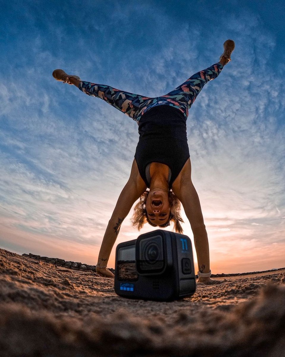 GoProUK's tweet photo. POV: Your mateโs THIS excited about their new #GoProHERO11 Black. ๐คธ๏ฟฝ๏ฟฝโ๏ธ
Enter a whole new world of content with stunning 27MP high-resolution photos.
๐ธ #GoProFamily member elmundode_alissa (IG) + #GoProHERO11 Black
#GoPro #GoProIT #Cartwheel #Beach https://t.co/NHKFsEj0Fm