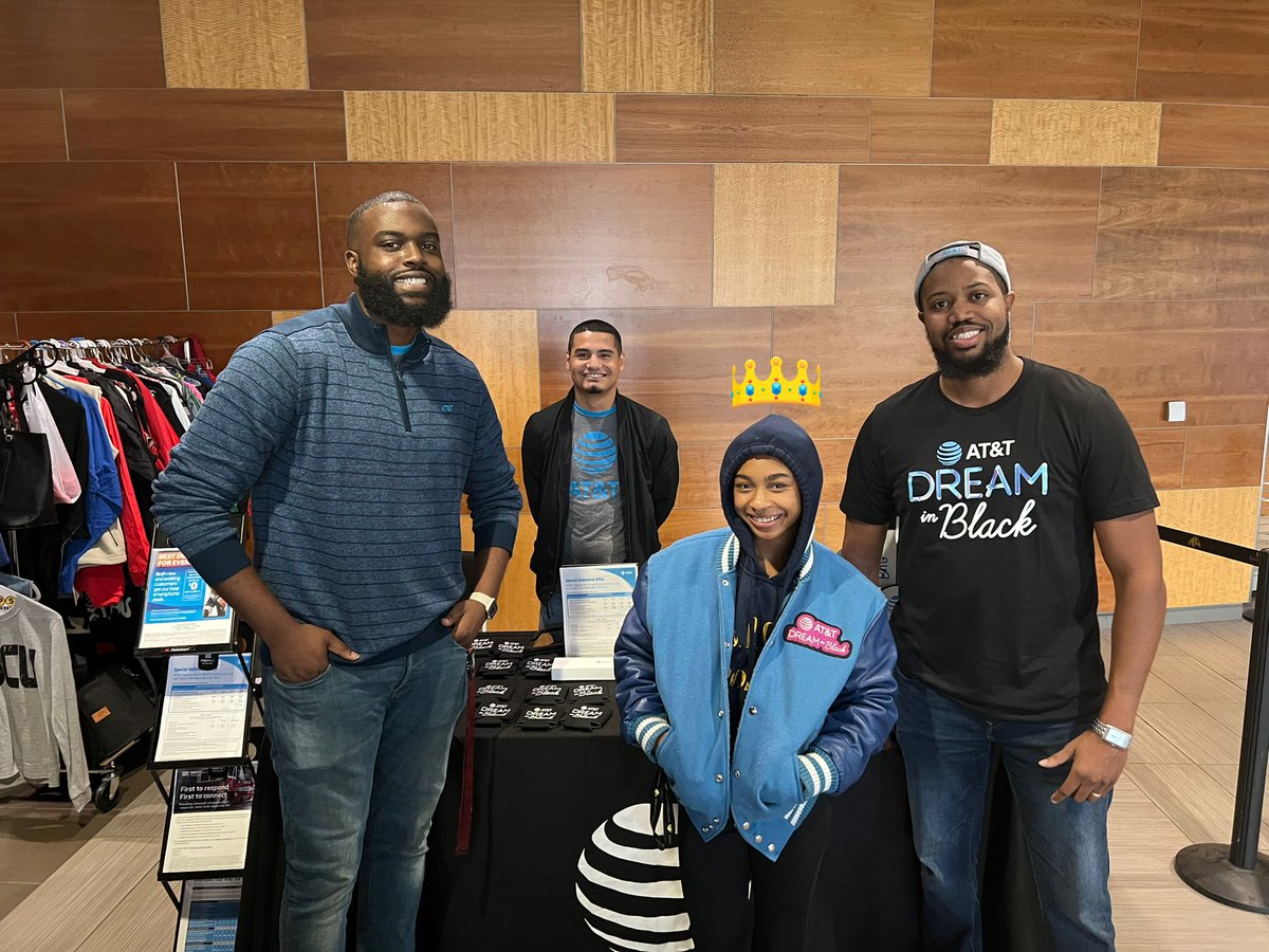 Rob Mickins (@mickinsrob) on Twitter photo At Bowie homecoming today and ran in to one of the ATT Rising Star Participants Micaiah, she has an awesome future in communications <a href="/BowieState/">Bowie State University</a> <a href="/LifeAtATT/">Life at AT&T</a> <a href="/ATT/">AT&T</a> @nellyr21 <a href="/rianna_bacchus/">Rianna Bacchus</a> <a href="/ATTWillMadeIt/">william</a> <a href="/Nilo4r/">Olin Ugo</a> <a href="/CobeyTonya/">Latonya Cobey</a> <a href="/Felipe_Paulino1/">Felipe Paulino</a> <a href="/MrKay416/">Kaleb Alem</a> #lifeatatt #dreaminblack #HBCU At Bowie homecoming today and ran in to one of the ATT Rising Star Participants Micaiah, she has an awesome future in communications <a href="/BowieState/">Bowie State University</a> <a href="/LifeAtATT/">Life at AT&T</a> <a href="/ATT/">AT&T</a> @nellyr21 <a href="/rianna_bacchus/">Rianna Bacchus</a> <a href="/ATTWillMadeIt/">william</a> <a href="/Nilo4r/">Olin Ugo</a> <a href="/CobeyTonya/">Latonya Cobey</a> <a href="/Felipe_Paulino1/">Felipe Paulino</a> <a href="/MrKay416/">Kaleb Alem</a> #lifeatatt #dreaminblack #HBCU