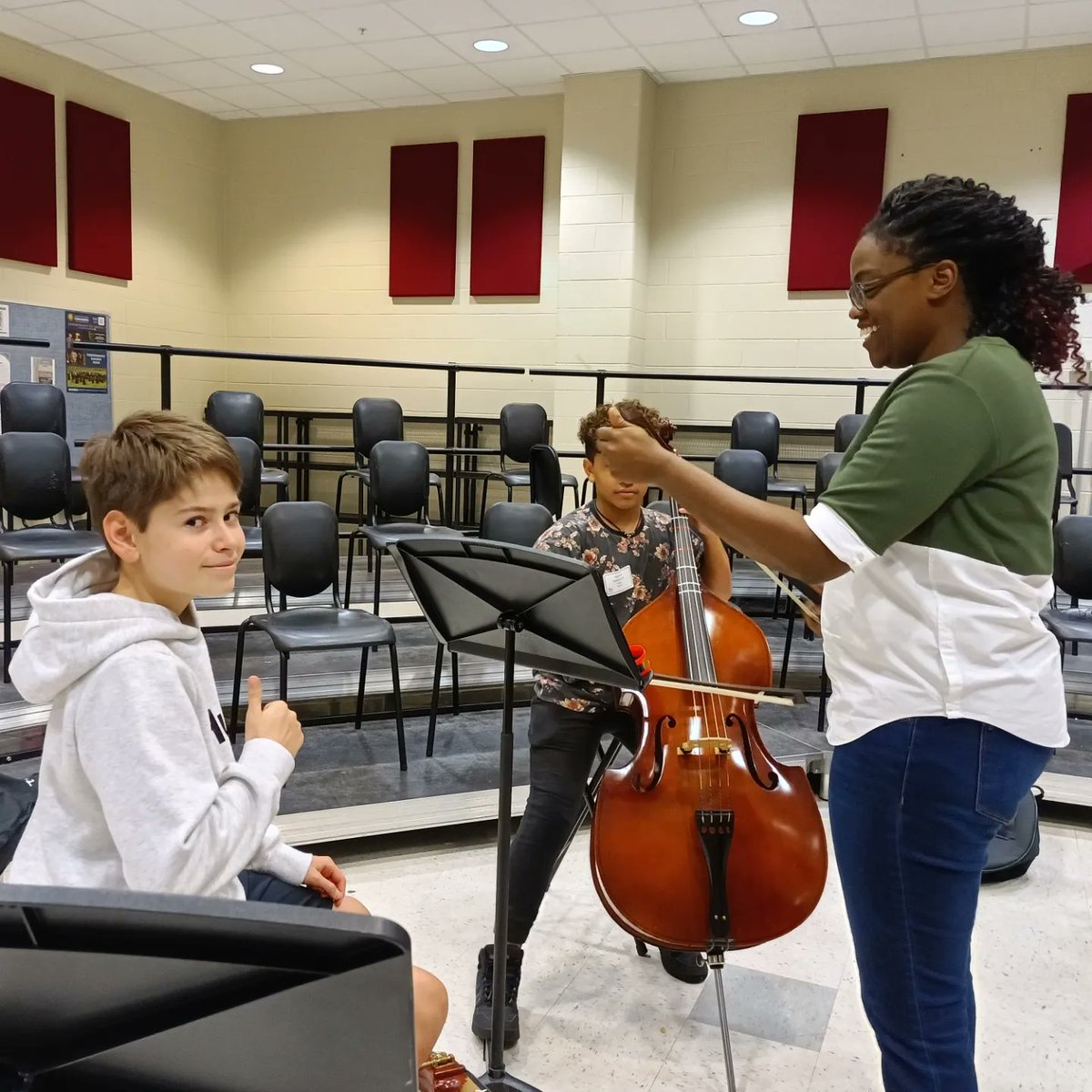 FSMSOrch's tweet photo. Loving all the great sounds and techniques we are working on at the @thsorchestra Region Clinic! Thanks for bringing some of the best teachers to help coach our student musicians! https://t.co/DrEv2I8XGQ