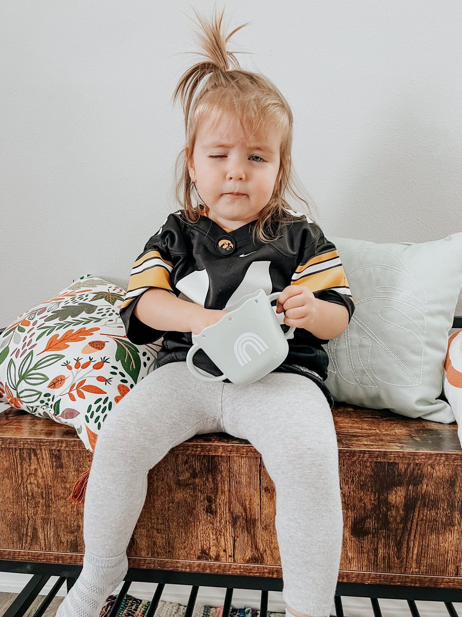 𝙼𝚢 𝚕𝚒𝚝𝚝𝚕𝚎 𝙷𝚊𝚠𝚔𝚎𝚢𝚎 💛🏈🖤