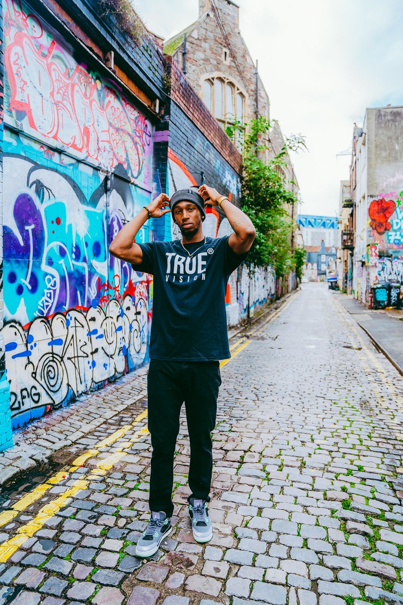 TrueVisionBrand's tweet photo. Since our humble beginnings back in 2015 It's been our mission to create distinctive authentic products with a difference, and to build a community that means something to those that care.

#truevision #truevisionbrand #bobblebeanie #streetwear #hat #clothing #apparel https://t.co/VhmdQz5rxf