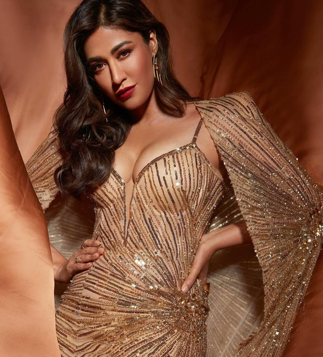 Fd_1g6fUoAA2-H4?format=jpg&name=medium