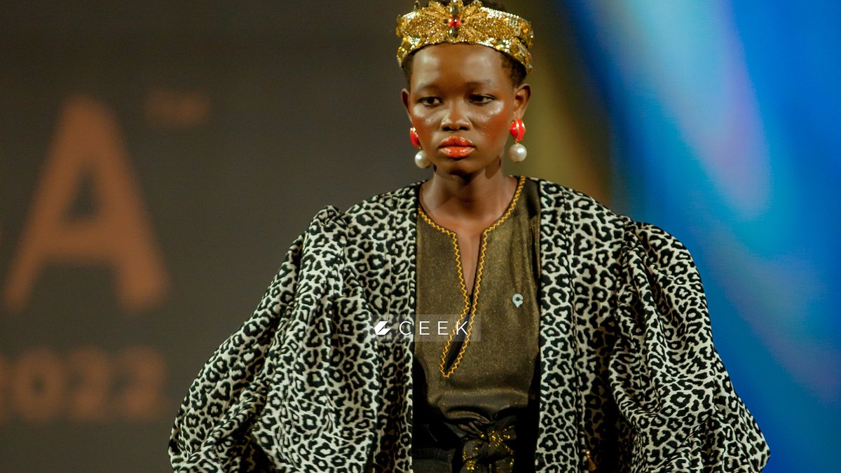 CeekAfrica's tweet photo. GUBA Awards 2022 Fashion #GUBAInRwanda
#GUBAAwards22 #africanstyle #KwakuBediako
#GUBAAwardsFashion #ceekafrica
@chocl8clothesgh @GUBAAwards https://t.co/6MlQpVrJ9F