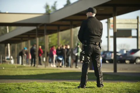 Securitymelbou3's tweet photo. i accidently found this website ,They are providing security services in Melbourne, Australia,
they are very good in services, you can also visit their website: https://t.co/KiKPMBPBvf
#security #securityservices #eventsecurity #crowdsecurity https://t.co/f5VlPDvmeY