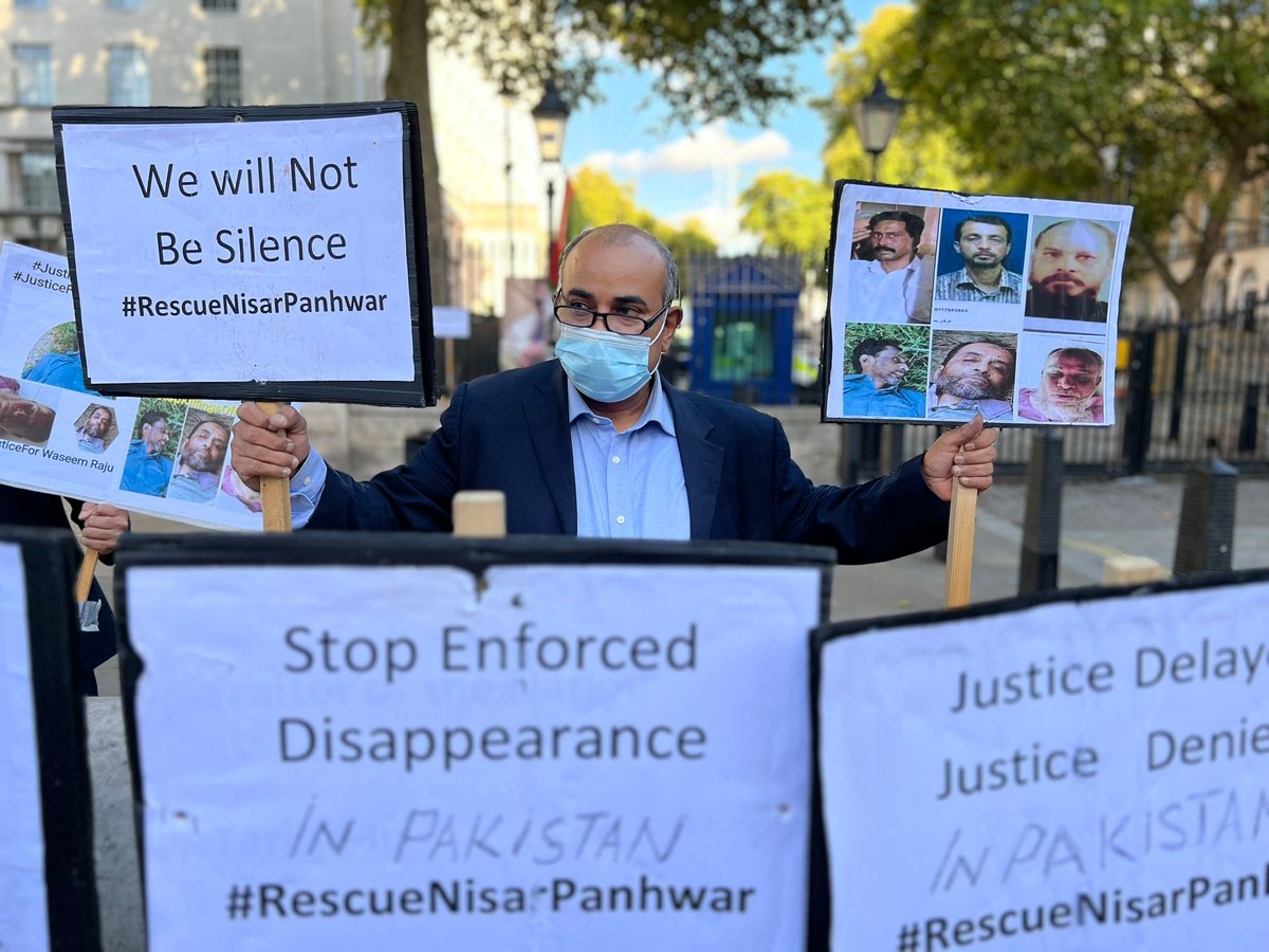 Syedaya34243781's tweet photo. #LiftBanOnAltafHussaim 
#MohajirNeedsAltafHussain
#Open90
@AltafHussain_90 
@OfficialMqm https://t.co/9lHG7V83on