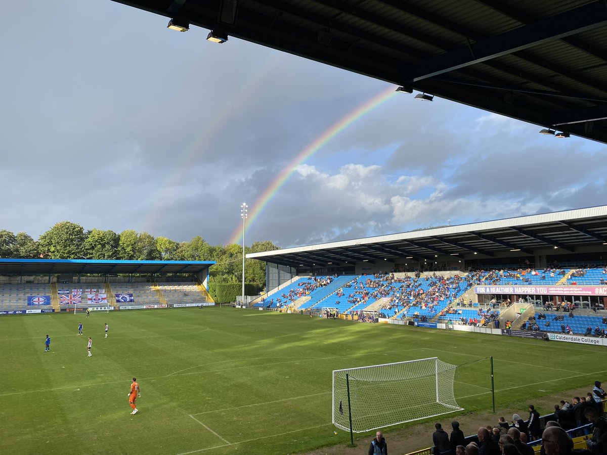 The highlight of todays game! Sadly there’s no pot of gold at the end of that rainbow, just a sack of shit!! 

FC Halifax Town 0 - 4 Woking
