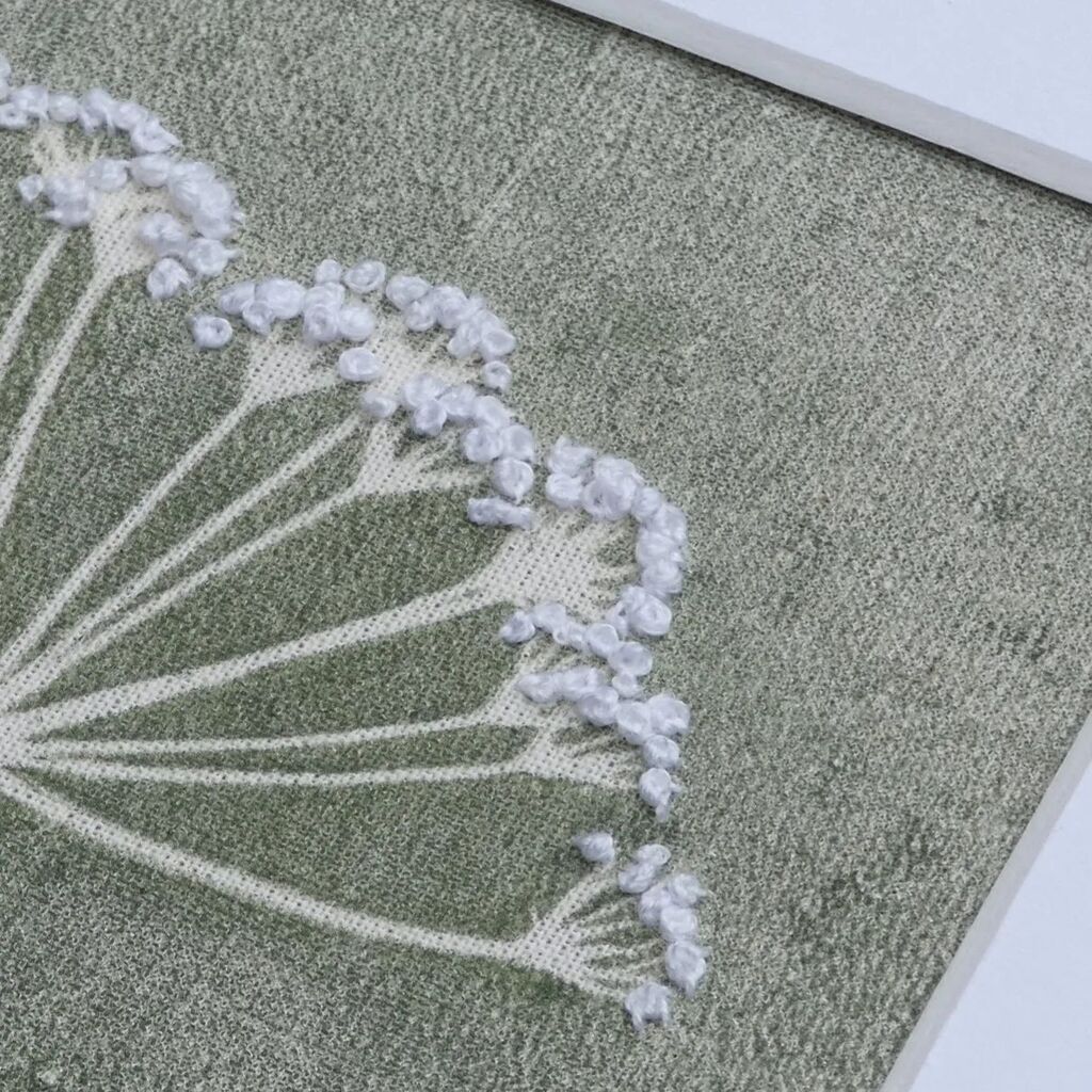 cognissart's tweet photo. Adding stitch... 🤍
#umbellifer #umbelliforae #umbel #umbelliferae #mixedmediastitch https://t.co/UVwZjaJgXY https://t.co/5TqajRQWot