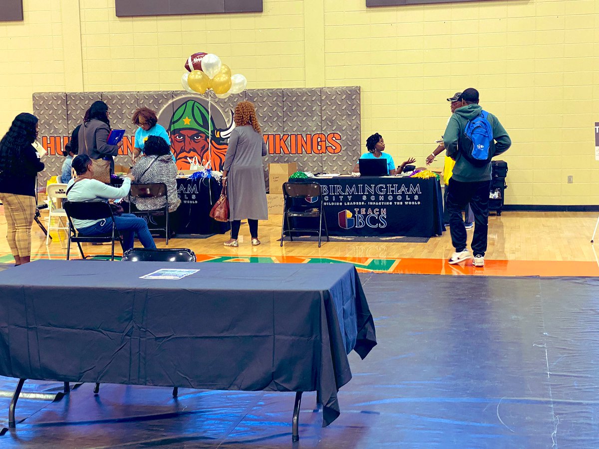 BCS Hiring Fair @BhamCitySchools @Gwen4921 @DrMarkSullivan #AwesomePlace to work!