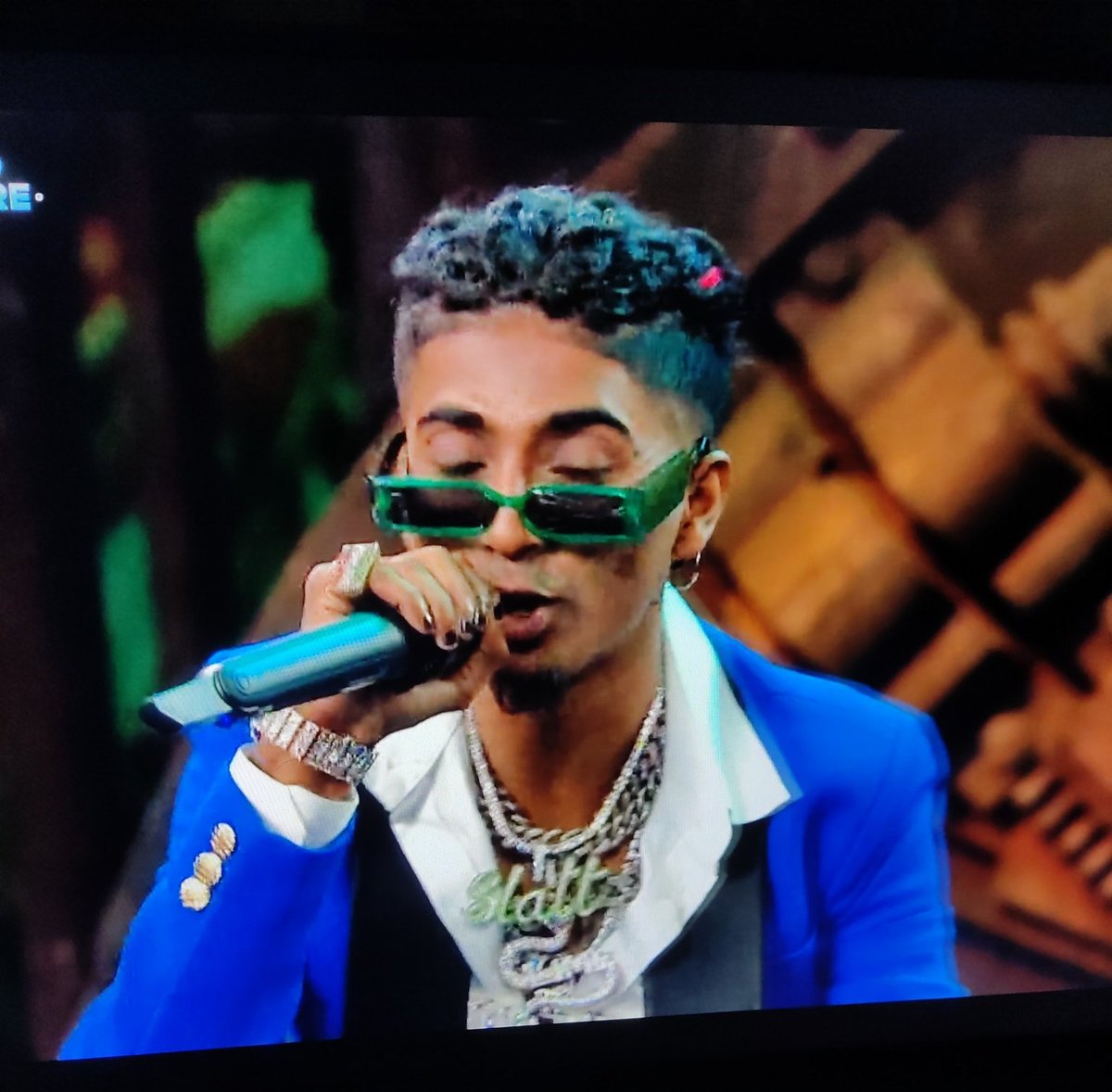 henry_nothorrid's tweet photo. Dekho bb16 winner agaya 👽
#Mcstan #MCStan #BiggBoss #BiggBoss16 #GrandPremiere #Stanfam https://t.co/cnDKxrrRlr