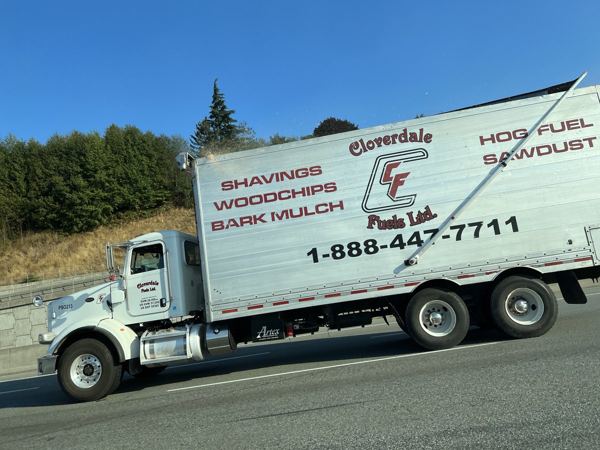 karanveer0085's tweet photo. Wood shavings all over #highway1
#vancouver https://t.co/efAryCc1j7