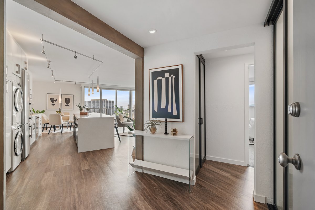 BernieAndMike's tweet image. Open Sat 2-4pm/Sun 1-4pm
1200 Gough St 9D | Cathedral Hill
1 BD | 1 BA | 1 Car Parking
$819,000
CathedralHillView.com
#justlisted #openhouse #roomwithaview
#sanfranciscoluxuryrealestate #sanfranciscorealestate #sfrealtor #vanguardproperties #bernieandmikehomes #luxuryrealestate