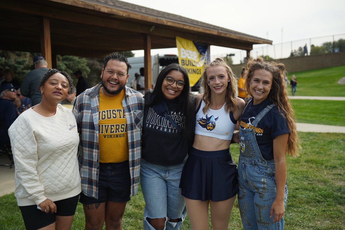 Augustana Vikings tweet media