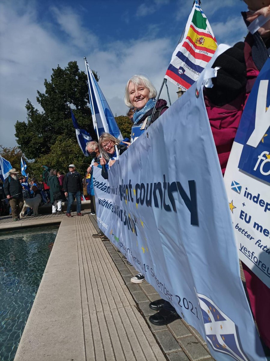 Yes for EU #Indy+ EU membership (@YesforEU) on Twitter photo 2022-10-01 16:45:20 More photos from the march - thanks everyone who carried the banner!
#ScottishIndependence2023
#ScotlandinEU
#YouYesYet
#AUOBEdinburgh
🏴💙🇪🇺💙🏴 More photos from the march - thanks everyone who carried the banner!
#ScottishIndependence2023
#ScotlandinEU
#YouYesYet
#AUOBEdinburgh
🏴💙🇪🇺💙🏴