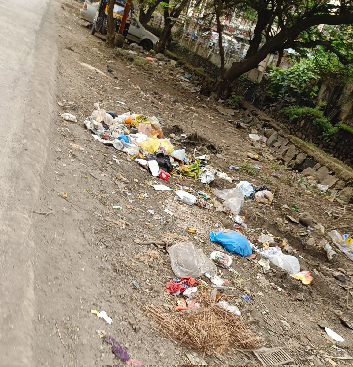 The problem of garbage lying around and collecting at random places because of the lack of garbage bins is very visibly prevalent and nowhere near solved. Looking at the rank i really wonder how bad the other cites might be if we are #24 😮