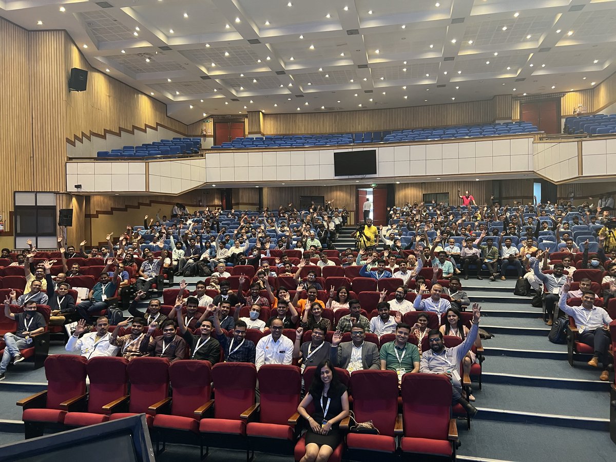 saalur's tweet photo. Open Source India 2022 - Always good to see tech enthusiasts participate, network & learn. While I chose to talk about 'Technology Innovations', I wanted to seed in couple of thoughts in how software should be built -> Green Software and Accessibility
#opensourceindia2022 https://t.co/rQ51HASS4t