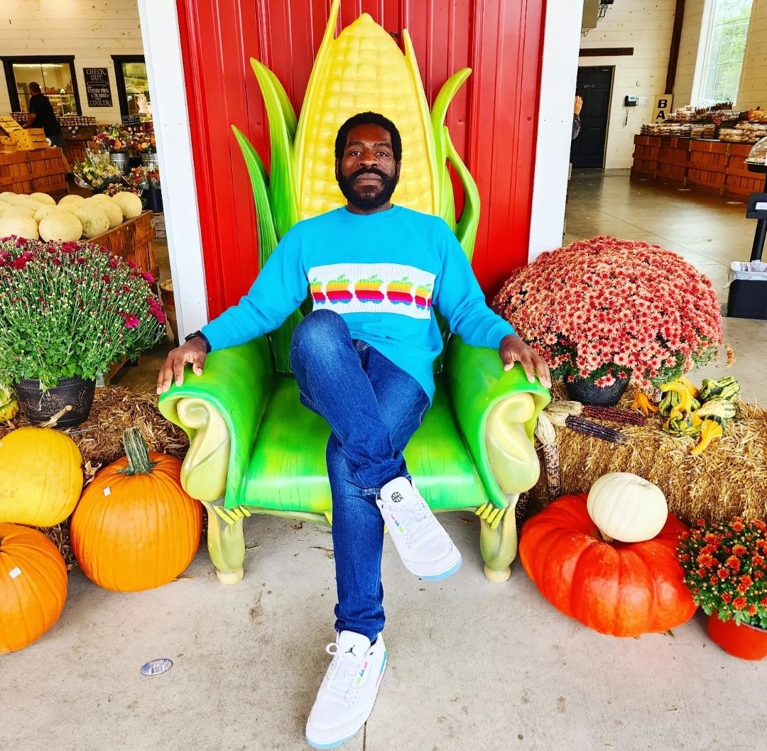 another year, another Corn Throne Photo