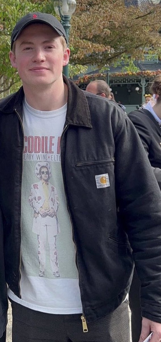 bloomingnick's tweet photo. my rocket boy !!! https://t.co/B1JQ1gccpb