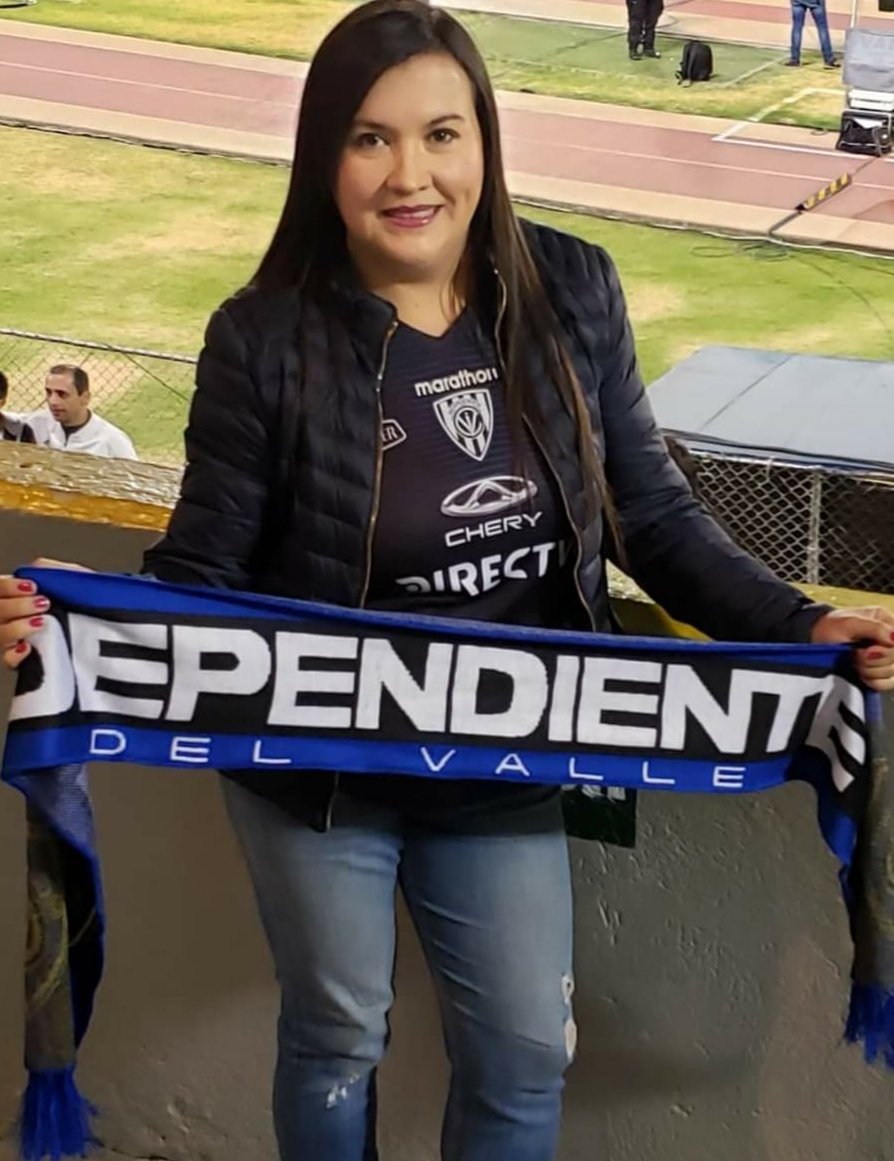 AnaGaValdiviezo's tweet photo. Hoy hacemos historia una vez más 
@IDV_EC @IDV_Hinchas #Sudamericana #IndependientedelValle #UnClubDiferente #TodosSomosIDV 
#IDVFan https://t.co/wLQyjUhfFc