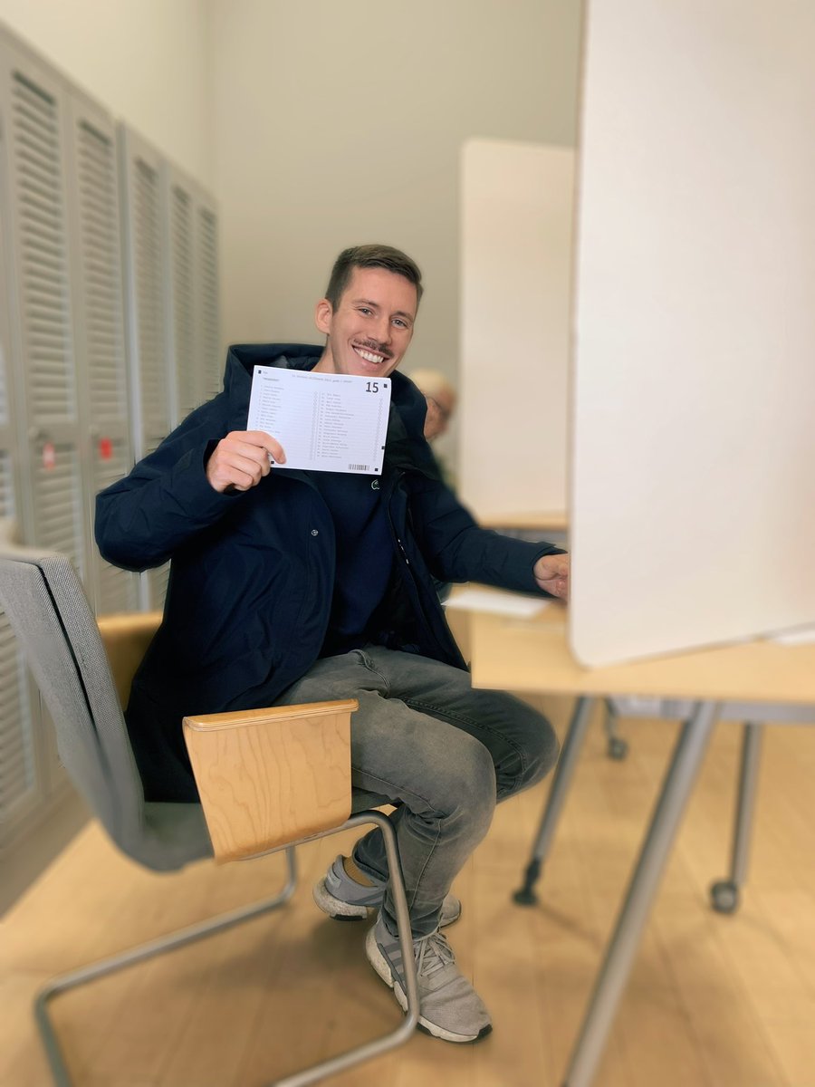 JMatvejs's tweet photo. Shaping tomorrow by voting today. @Progresivie par pārmaiņām 🫡✅
#velešanas2022 #Progresivie https://t.co/fCyVd1Yto7