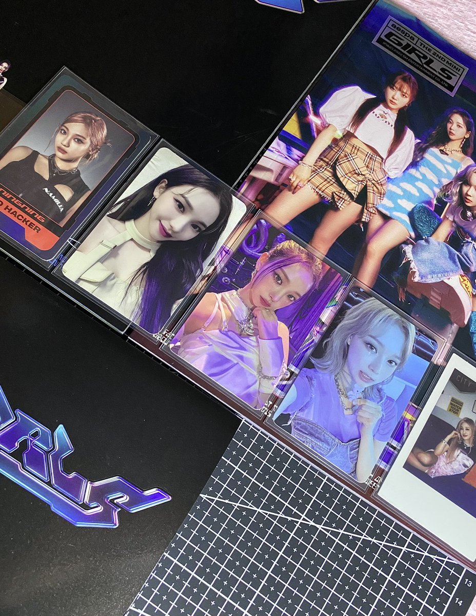 syecartz's tweet photo. 💌 . . . #syecartzmails ♡
from : @lalisarch
⤿ hello! i already received the items, they arrived safely ^^ thank u for letting me adopt them and also for the smooth transaction & for giving the kwangya album for free <3
#archproofs https://t.co/x6wK1XBR7B